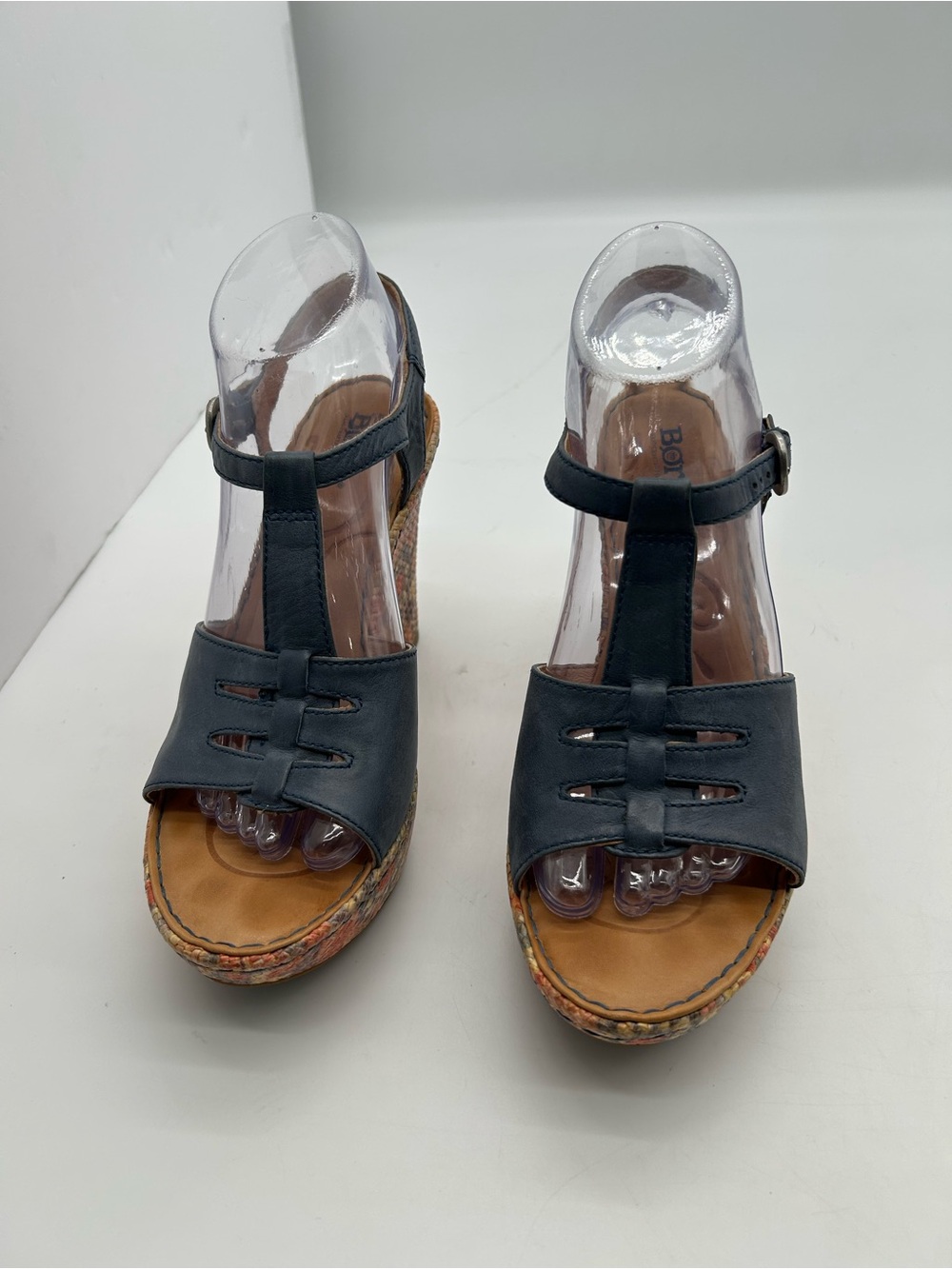 Born Rebecca Navy Leather T strap Wedge Sandals size 8